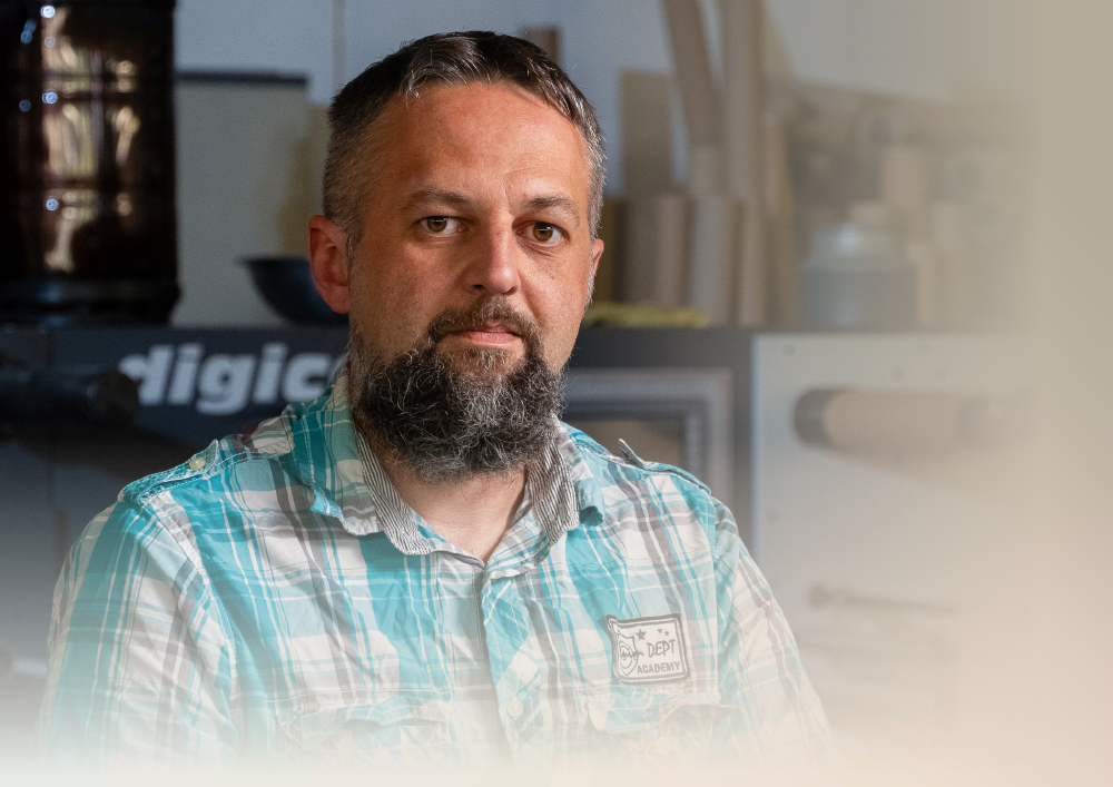 lpua_background_2410